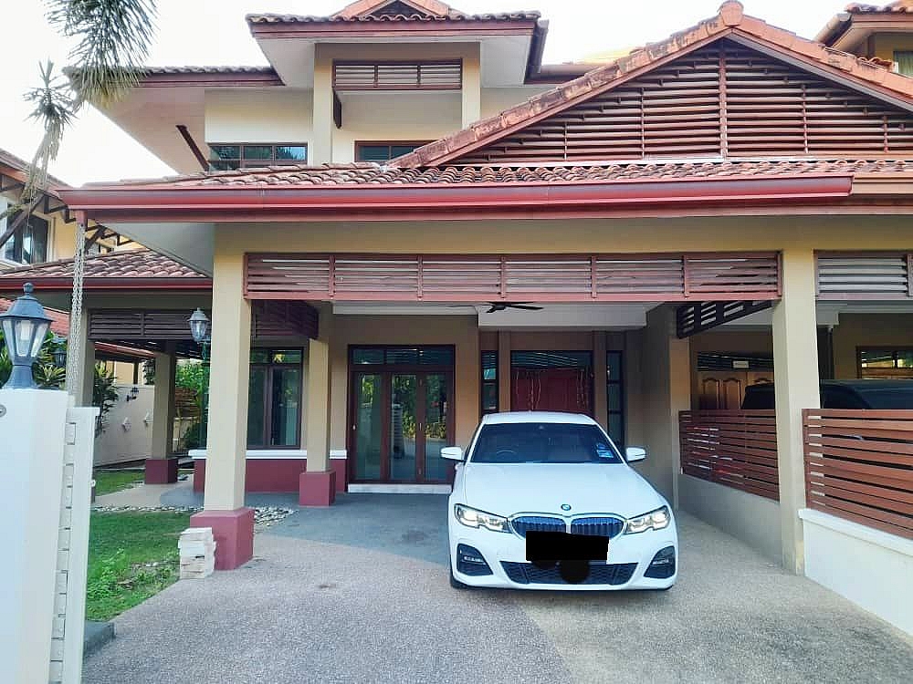 Double Storey Semi D Beverly Heights Ampang